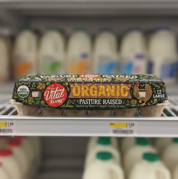 <p><strong style="box-sizing: border-box; border: 0px solid; margin: 0px; padding: 0px; font-weight: bolder; color: rgb(77, 77, 77); font-family: Poppins, "sans-serif"; font-size: 30px; font-style: normal; font-variant-ligatures: normal; font-variant-caps: normal; letter-spacing: normal; orphans: 2; text-align: start; text-indent: 0px; text-transform: none; widows: 2; word-spacing: 0px; -webkit-text-stroke-width: 0px; white-space: normal; background-color: rgb(244, 240, 235); text-decoration-thickness: initial; text-decoration-style: initial; text-decoration-color: initial;">7. Absorbs Moisture</strong></p>