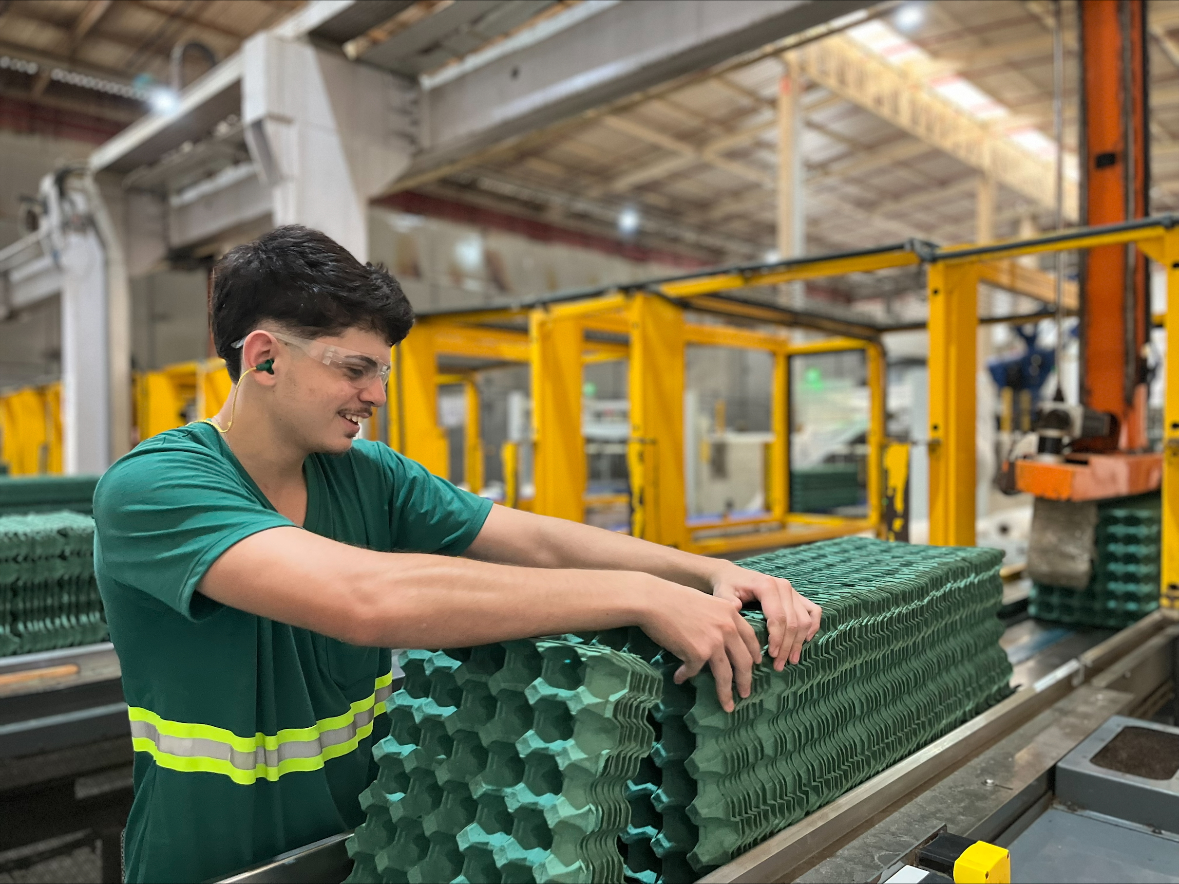 Aftertreatment for trays