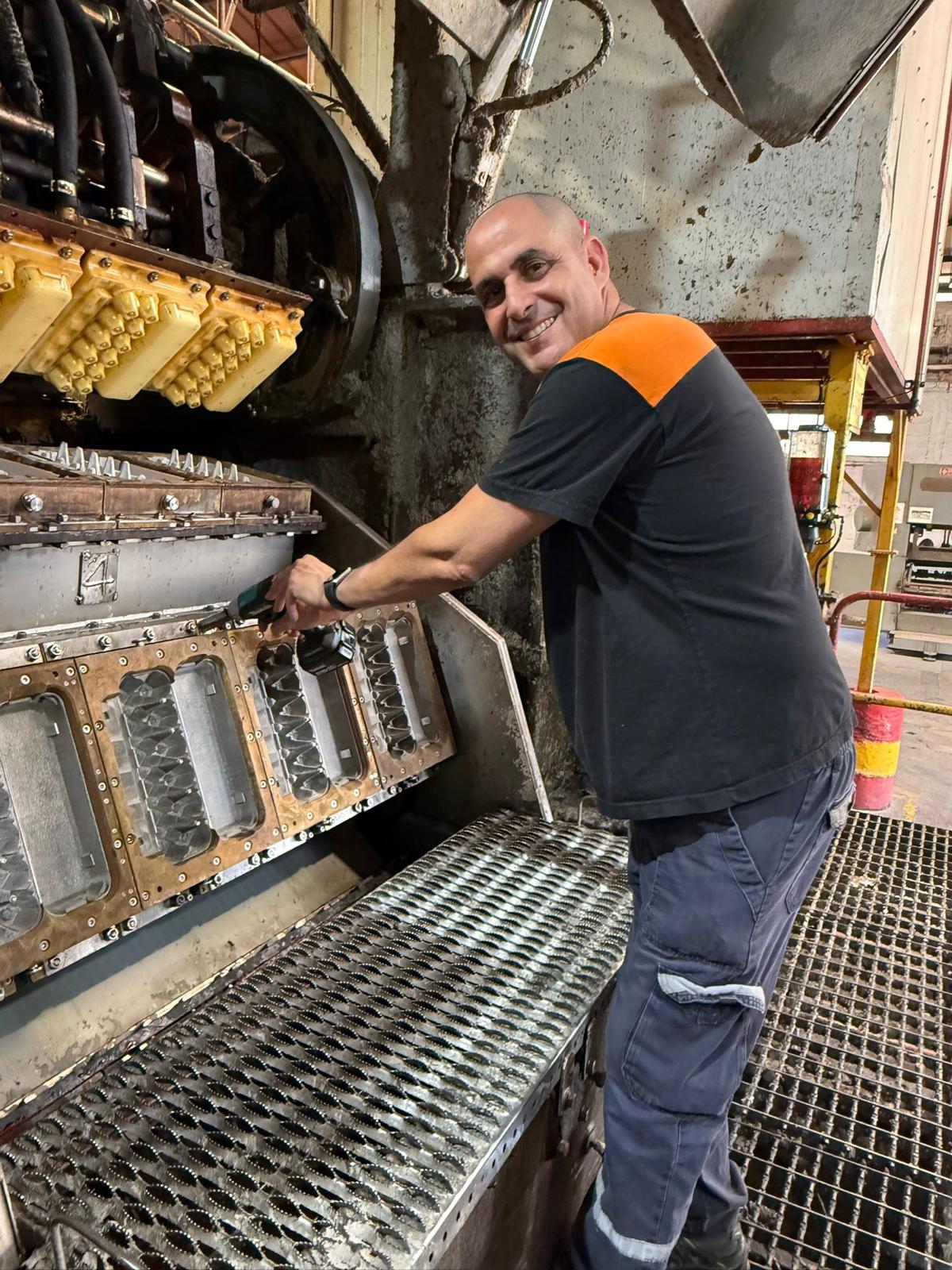 <p><strong data-start="56" data-end="92">This page is under construction!</strong></p>