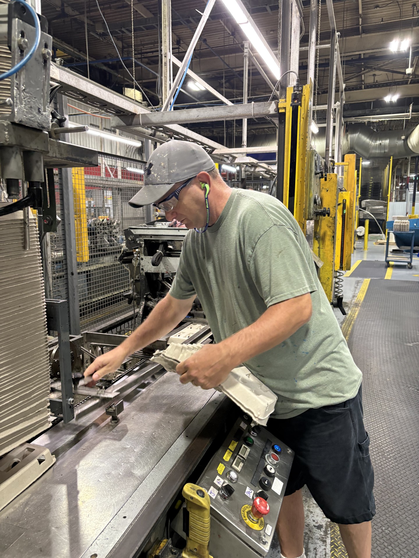 Kevin Totten, Labeller